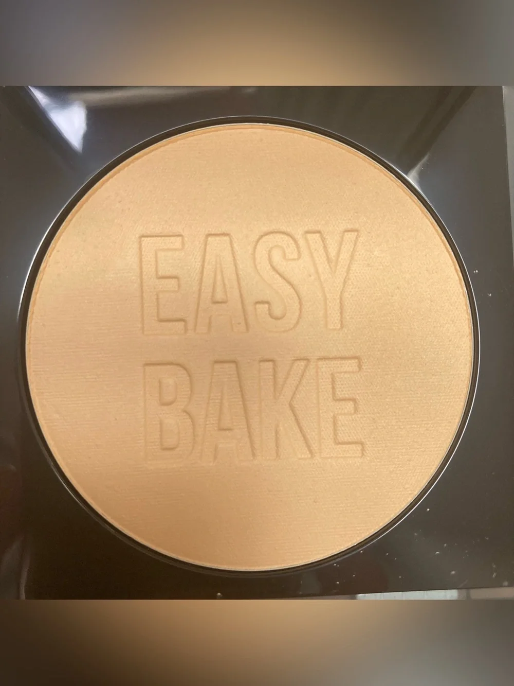 HUDA BEAUTY new without